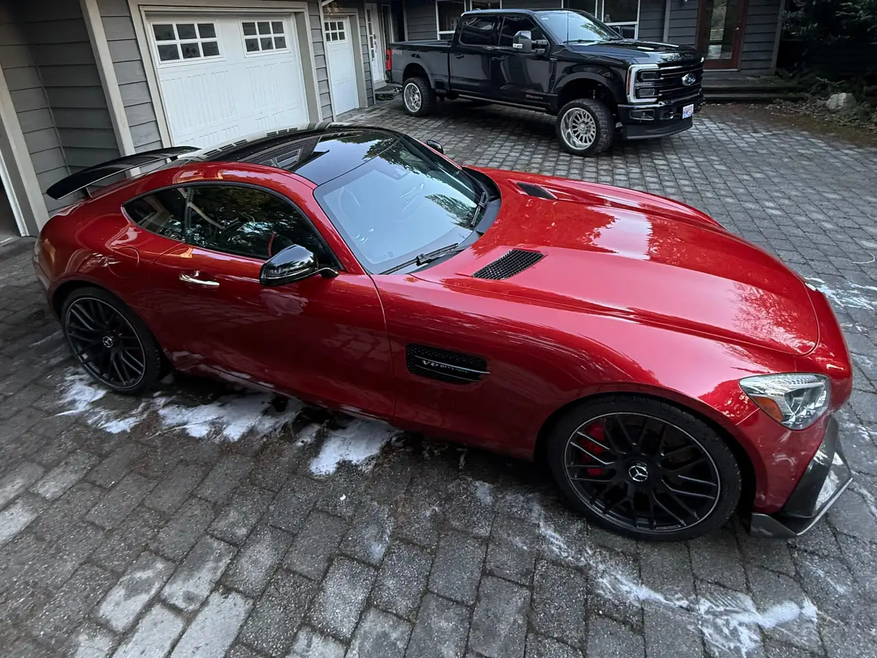 Mercedes-Benz AMG GT снимка Mercedes-Benz AMG GT