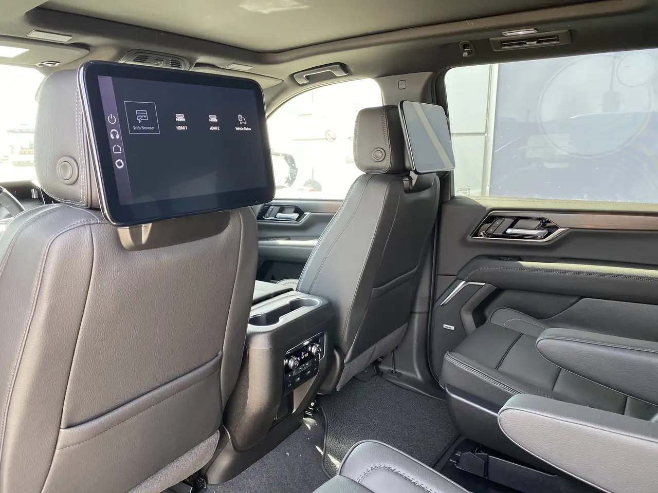 GMC Yukon photo GMC Yukon