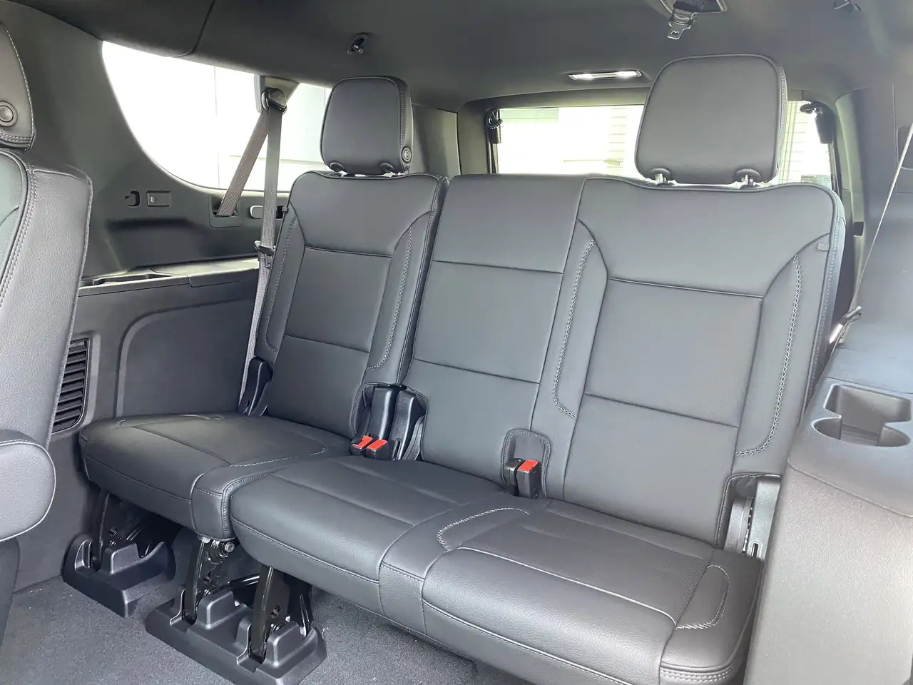 GMC Yukon photo GMC Yukon
