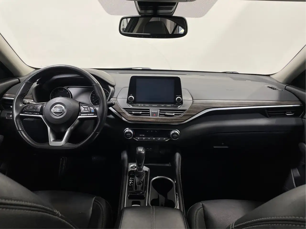 Nissan Altima fotografie Nissan Altima