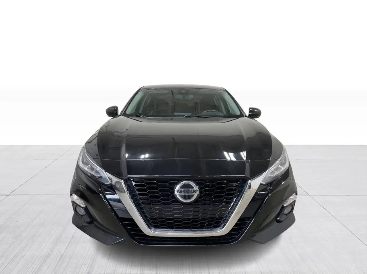 Nissan Altima fotografie Nissan Altima