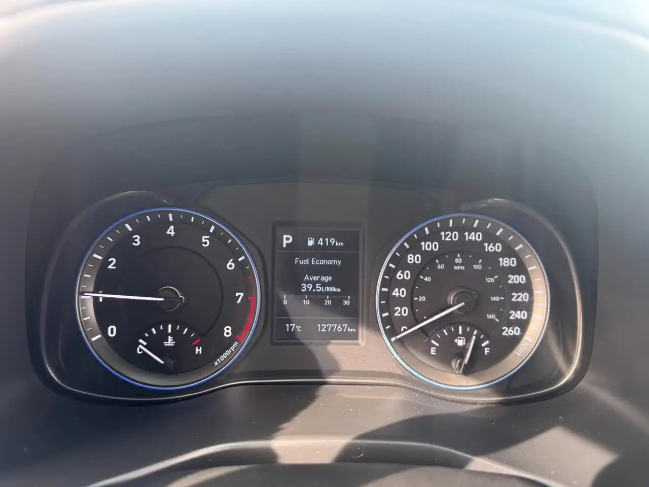 Hyundai KONA снимка Hyundai KONA