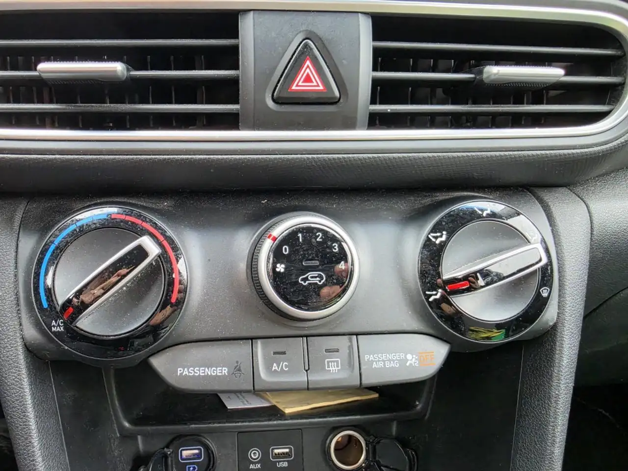 Hyundai KONA снимка Hyundai KONA