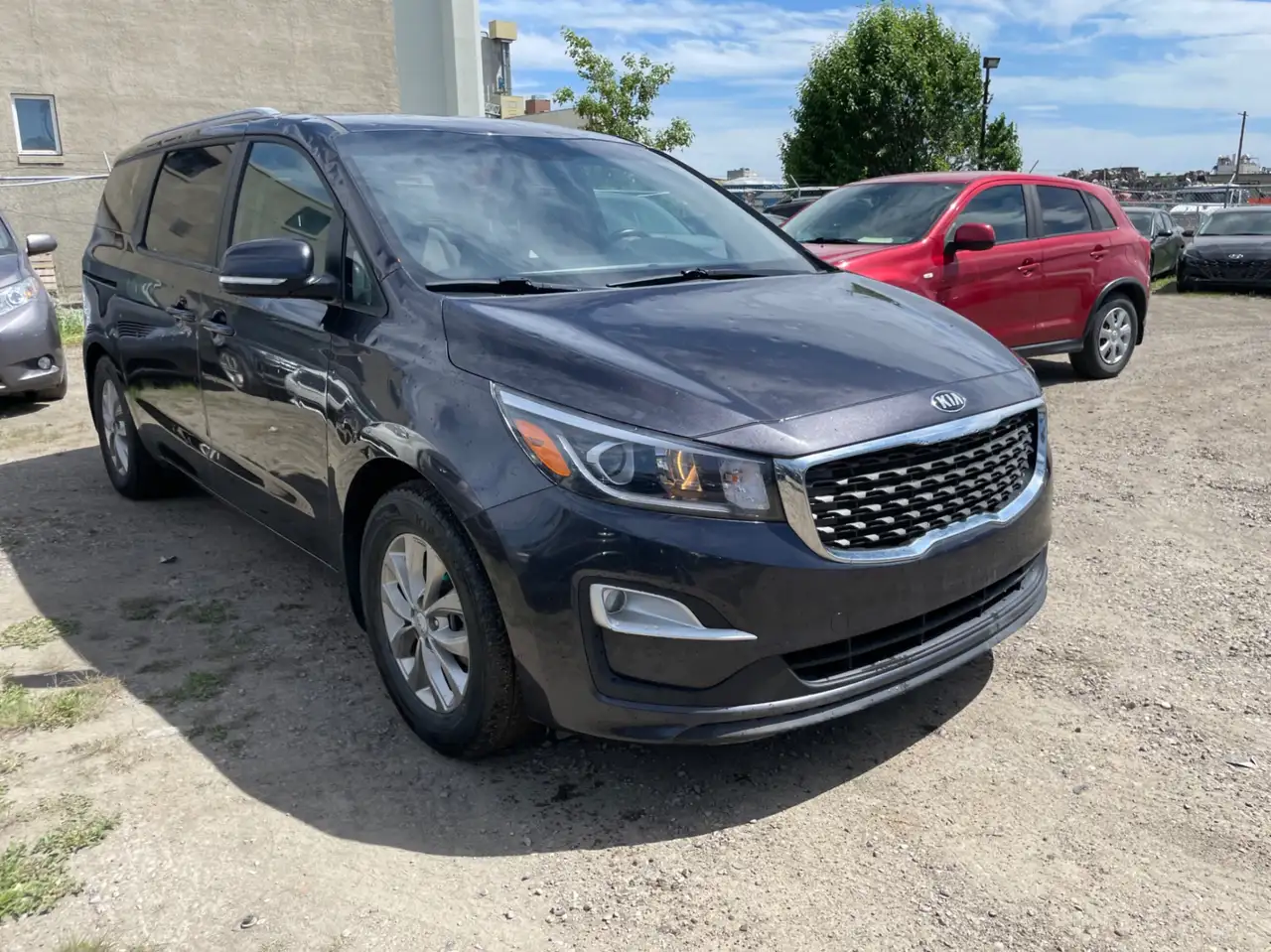 Kia Sedona снимка Kia Sedona