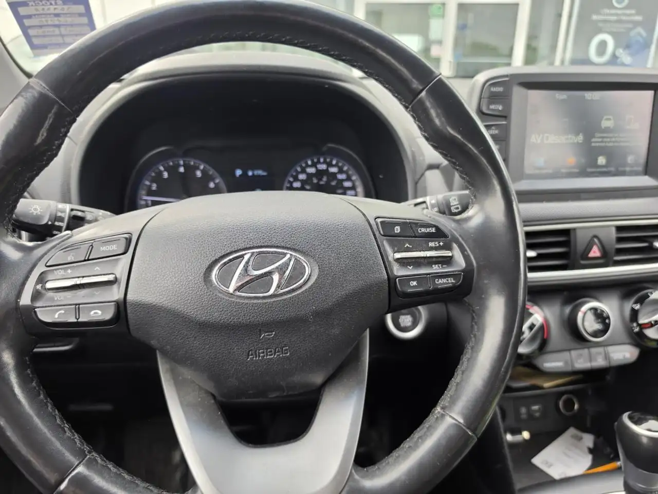 Hyundai KONA снимка Hyundai KONA