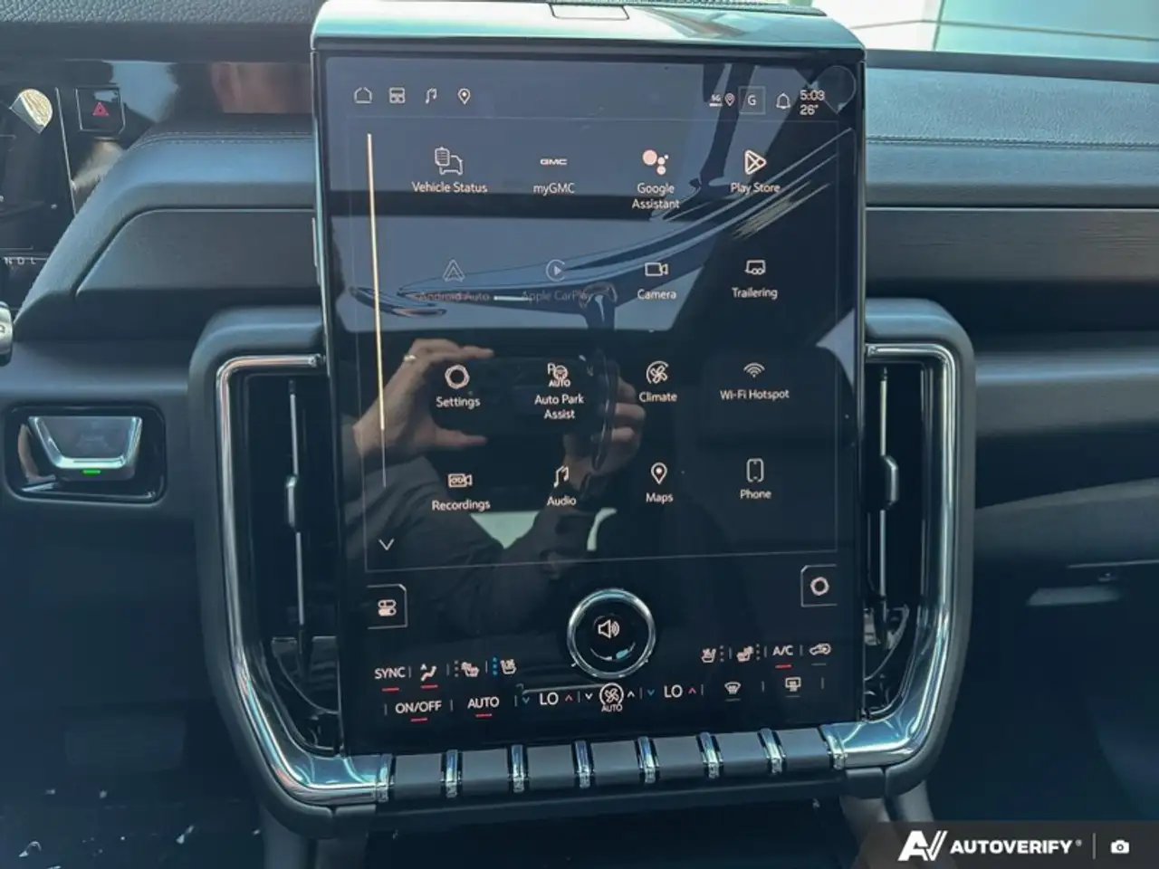 GMC Yukon photo GMC Yukon