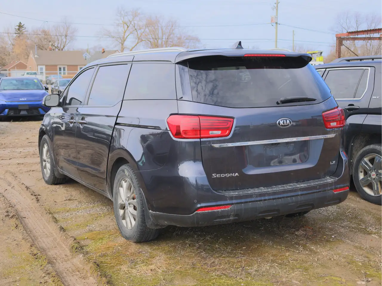 Kia Sedona снимка Kia Sedona