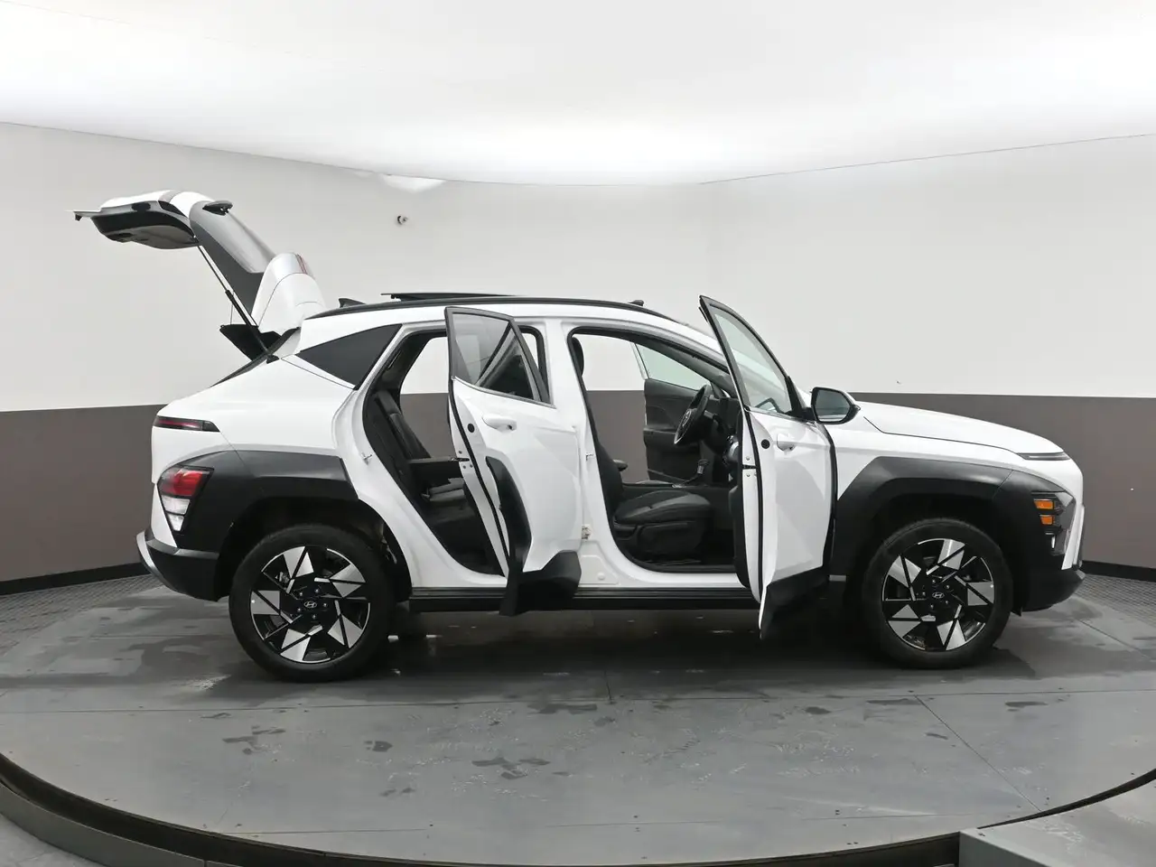 Hyundai KONA снимка Hyundai KONA
