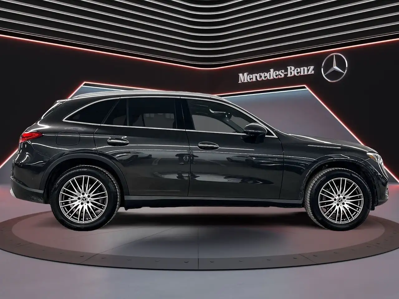 Mercedes-Benz GLC снимка Mercedes-Benz GLC