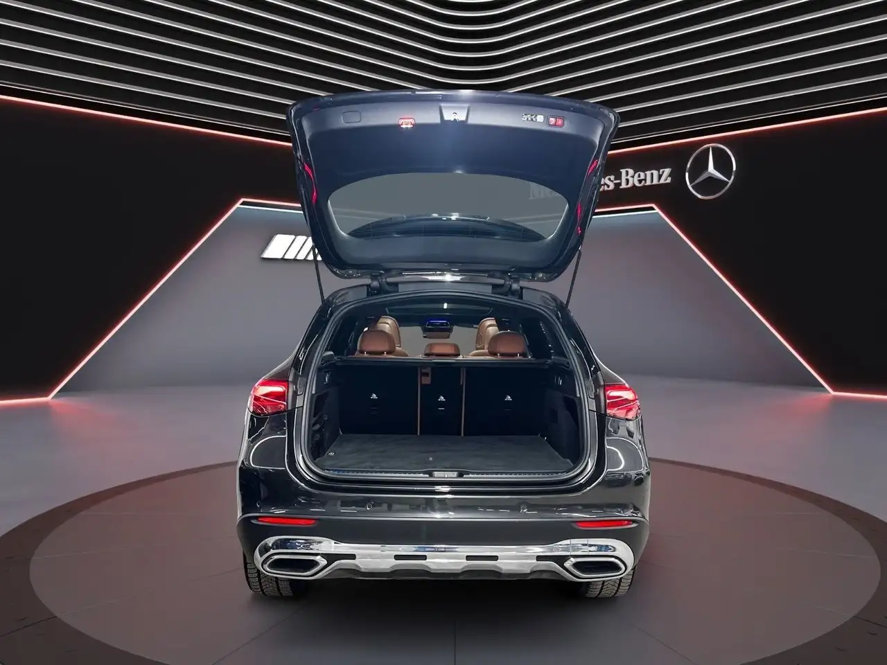 Mercedes-Benz GLC снимка Mercedes-Benz GLC
