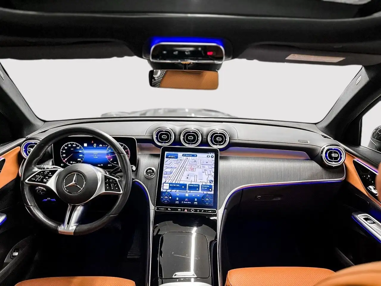 Mercedes-Benz GLC снимка Mercedes-Benz GLC