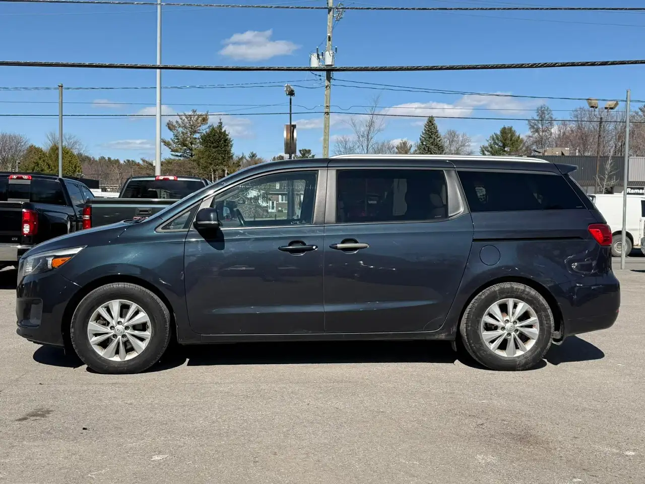 Kia Sedona photo Kia Sedona