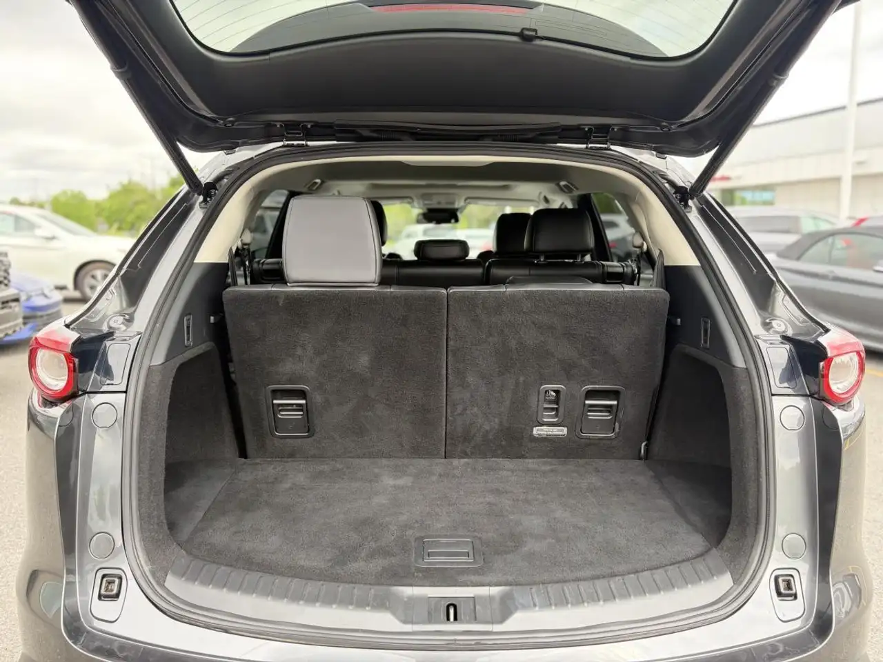 Mazda CX-9 photo Mazda CX-9