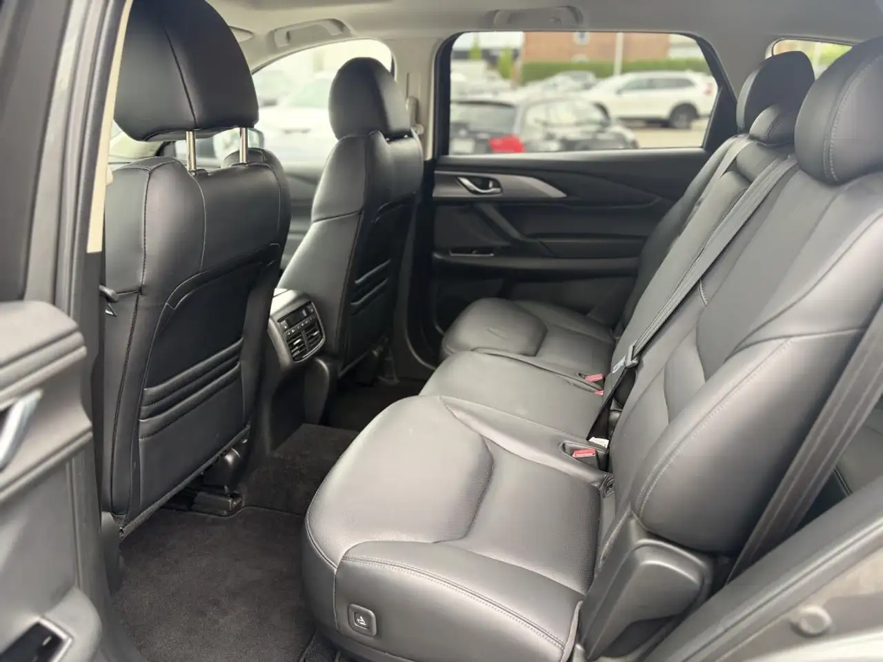 Mazda CX-9 photo Mazda CX-9