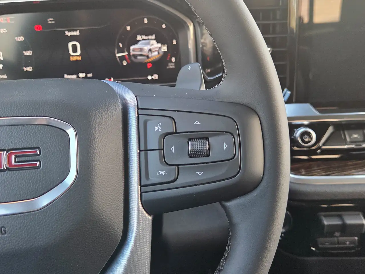 GMC Sierra 1500 photo GMC Sierra 1500