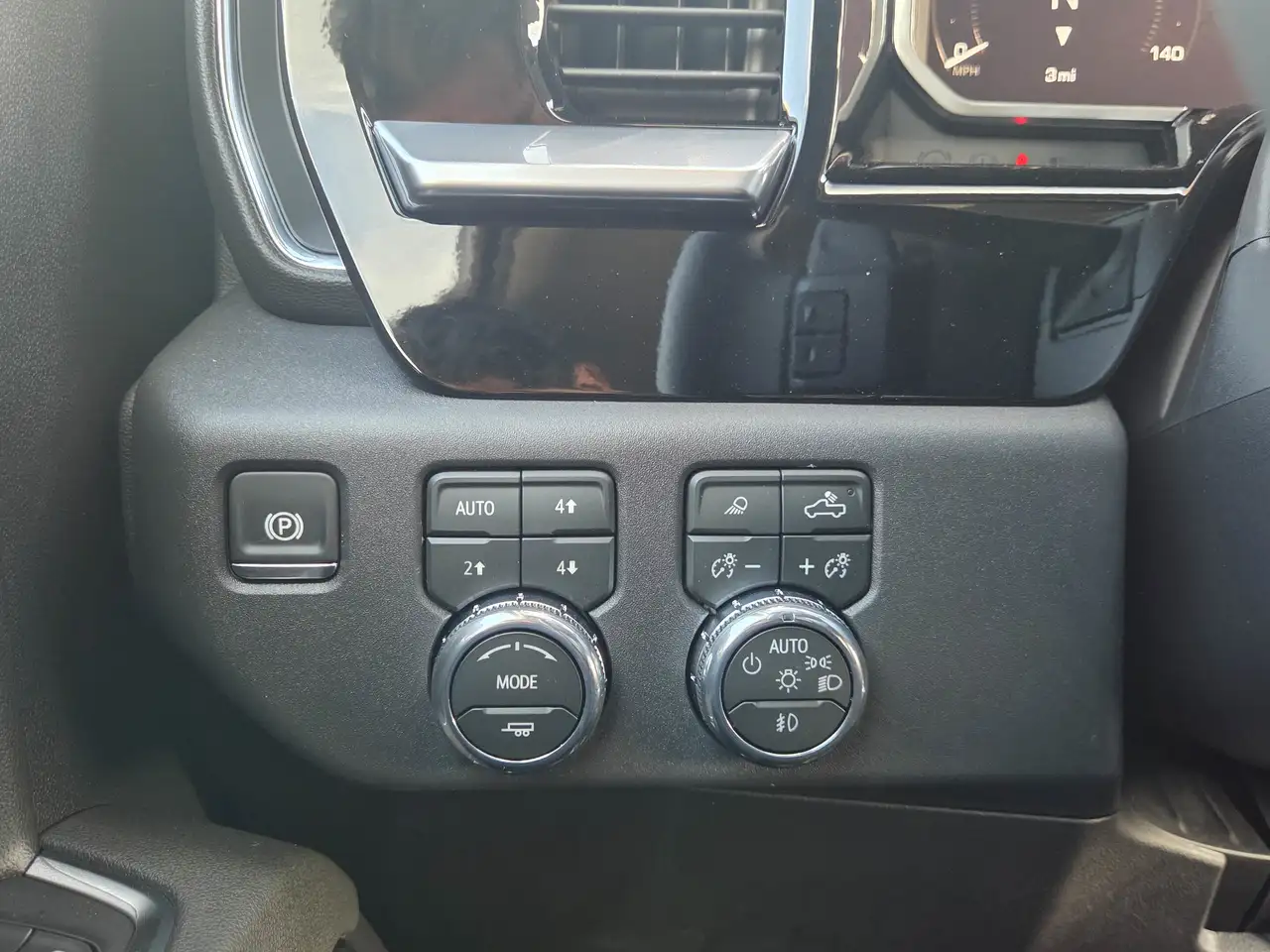 GMC Sierra 1500 photo GMC Sierra 1500