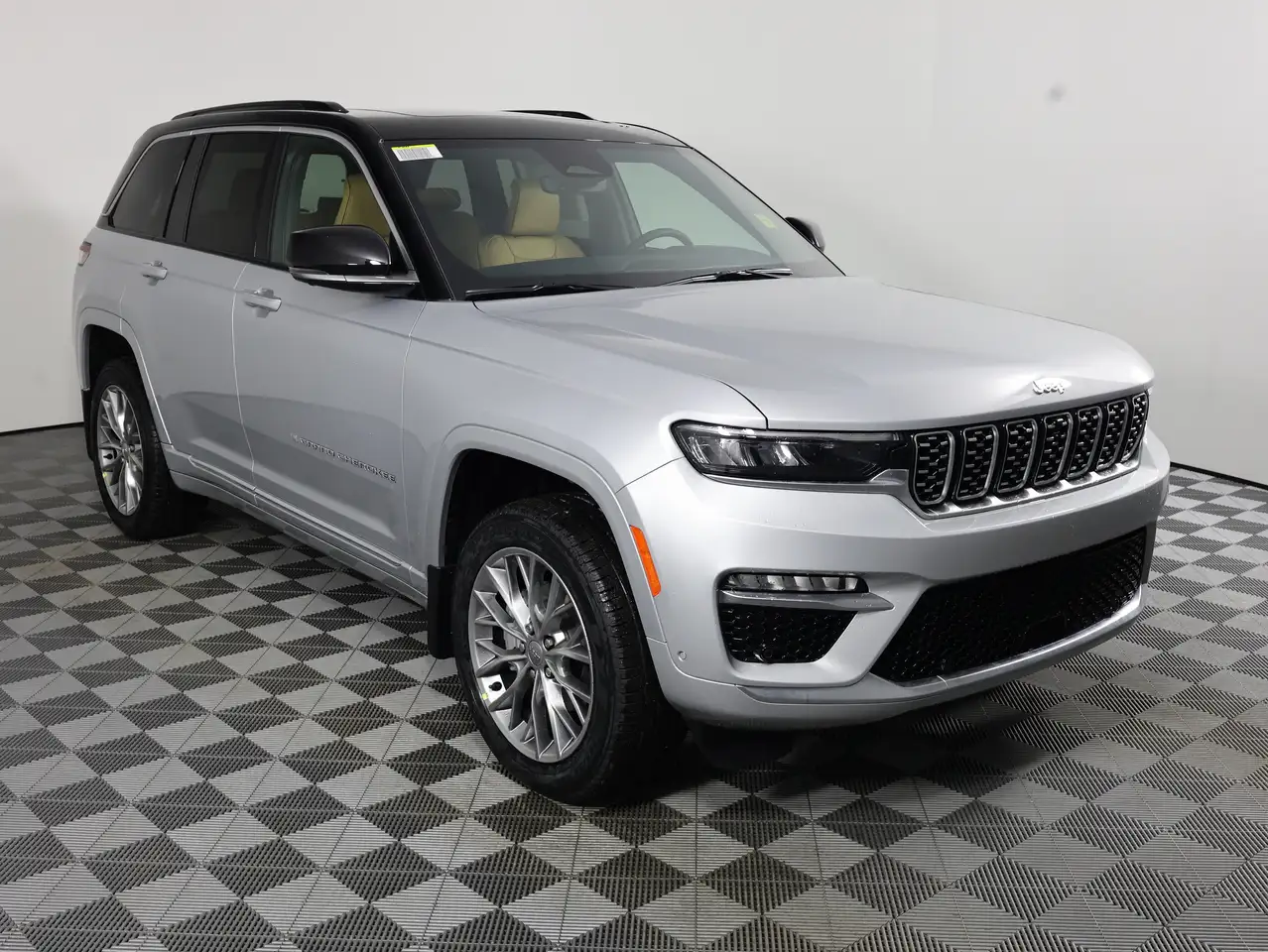 Jeep Grand Cherokee fotografie Jeep Grand Cherokee