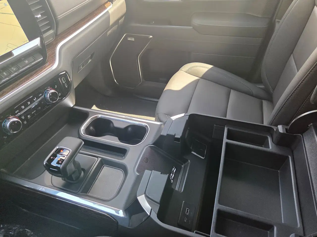 GMC Sierra 1500 photo GMC Sierra 1500