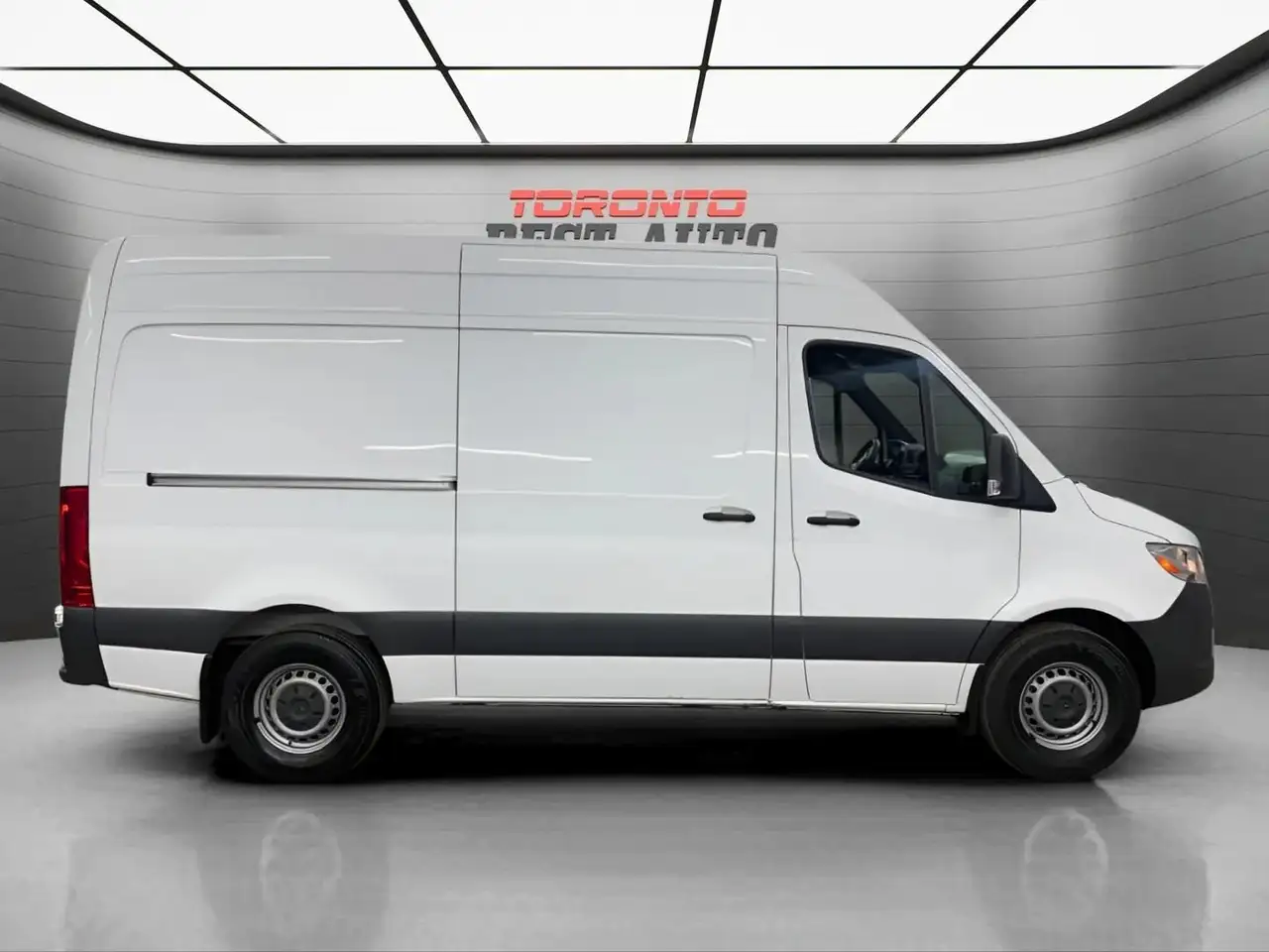 Mercedes-Benz Sprinter снимка Mercedes-Benz Sprinter