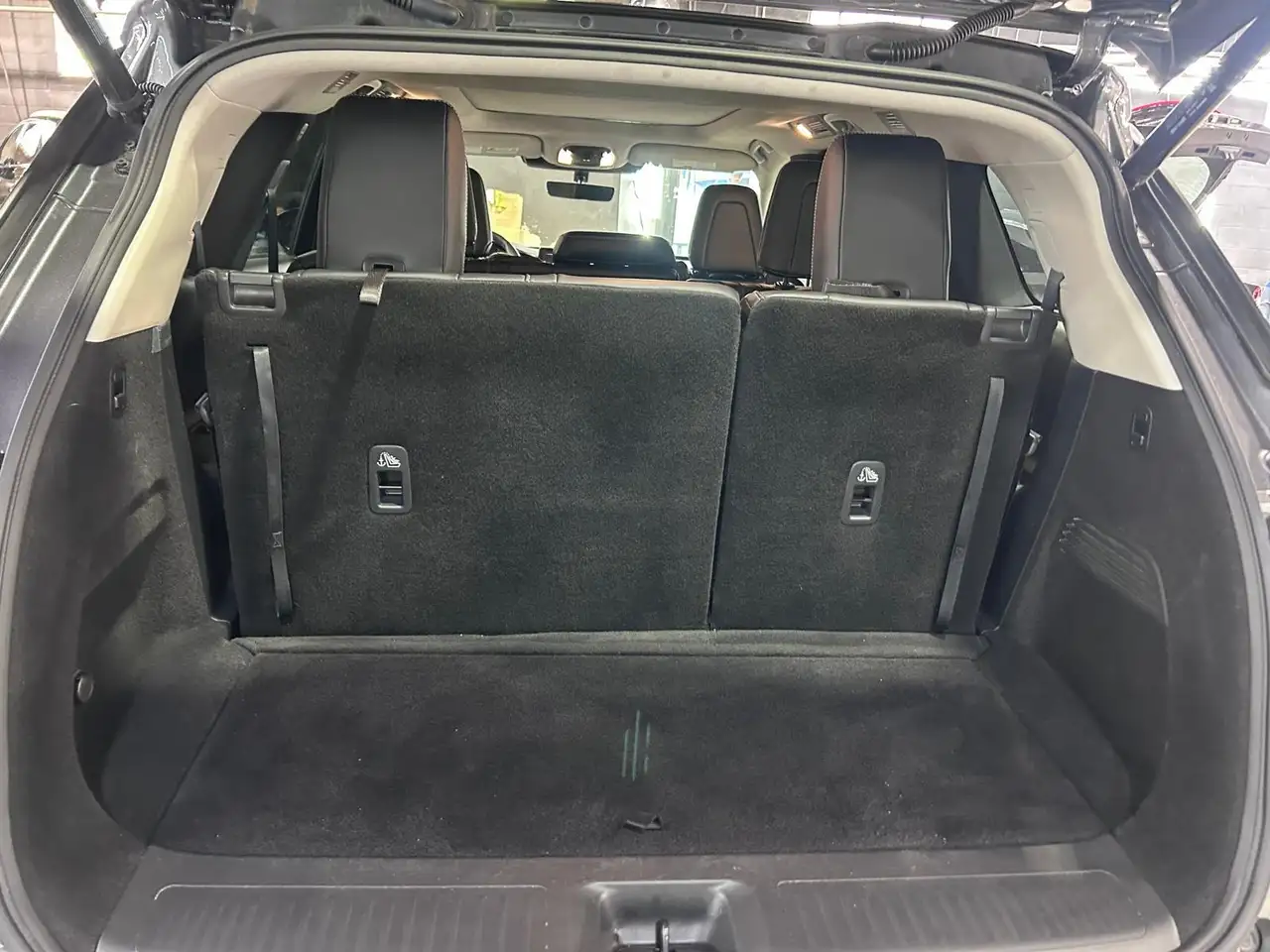 Infiniti QX60 снимка Infiniti QX60