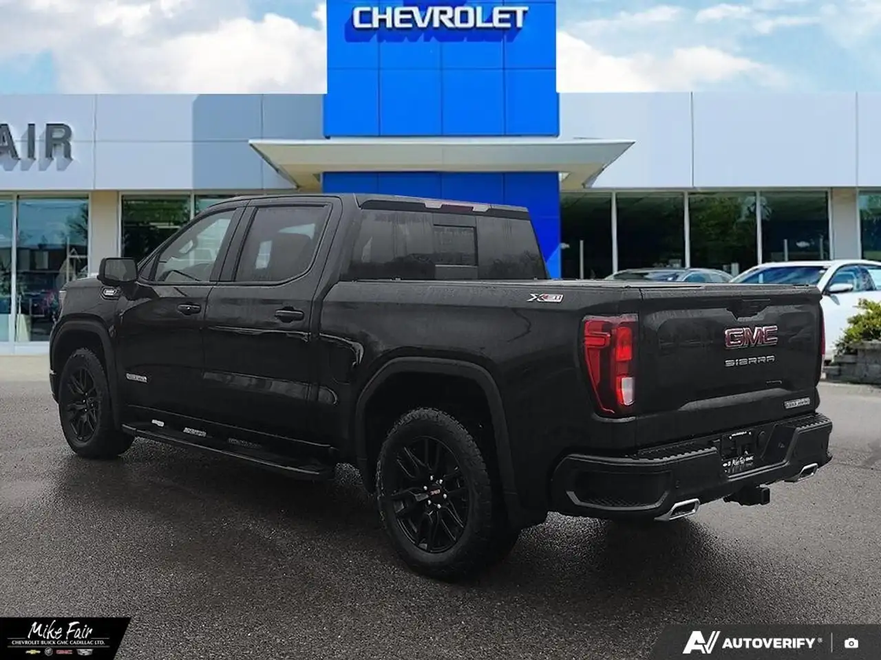 GMC Sierra 1500 снимка GMC Sierra 1500