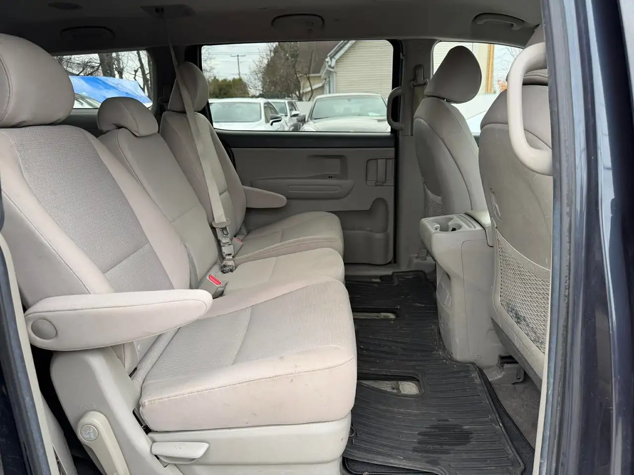 Kia Sedona photo Kia Sedona