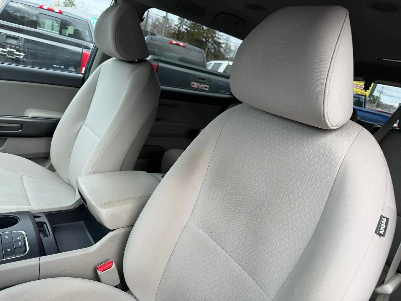 Kia Sedona photo Kia Sedona