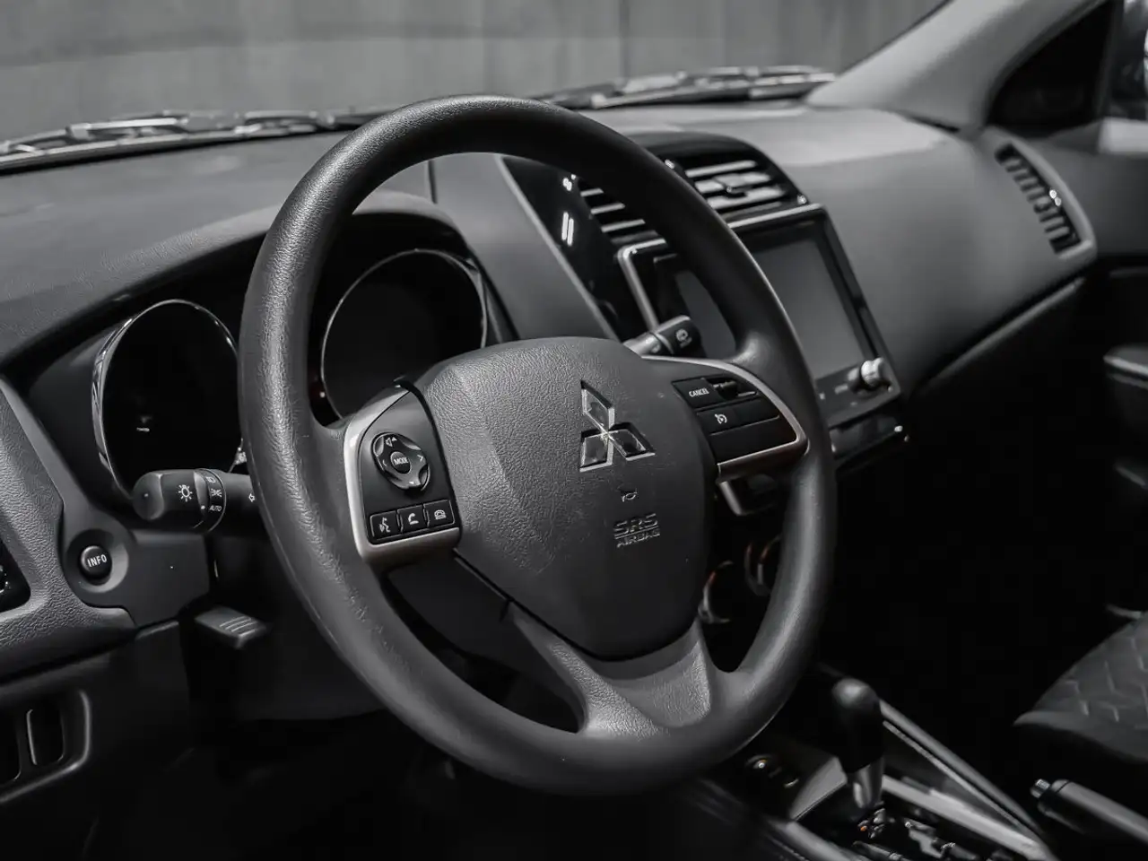 Mitsubishi RVR снимка Mitsubishi RVR