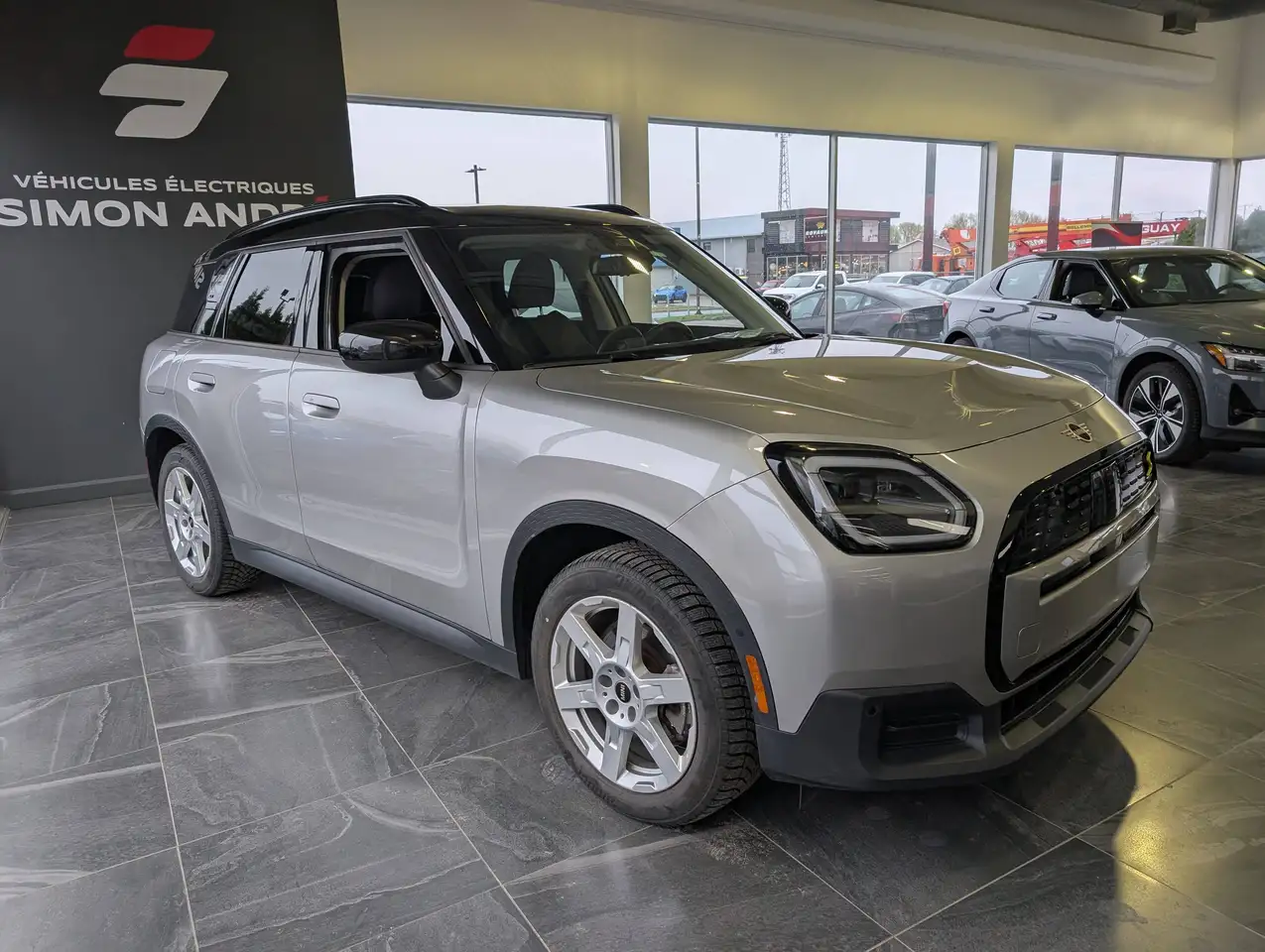 MINI Countryman photo MINI Countryman