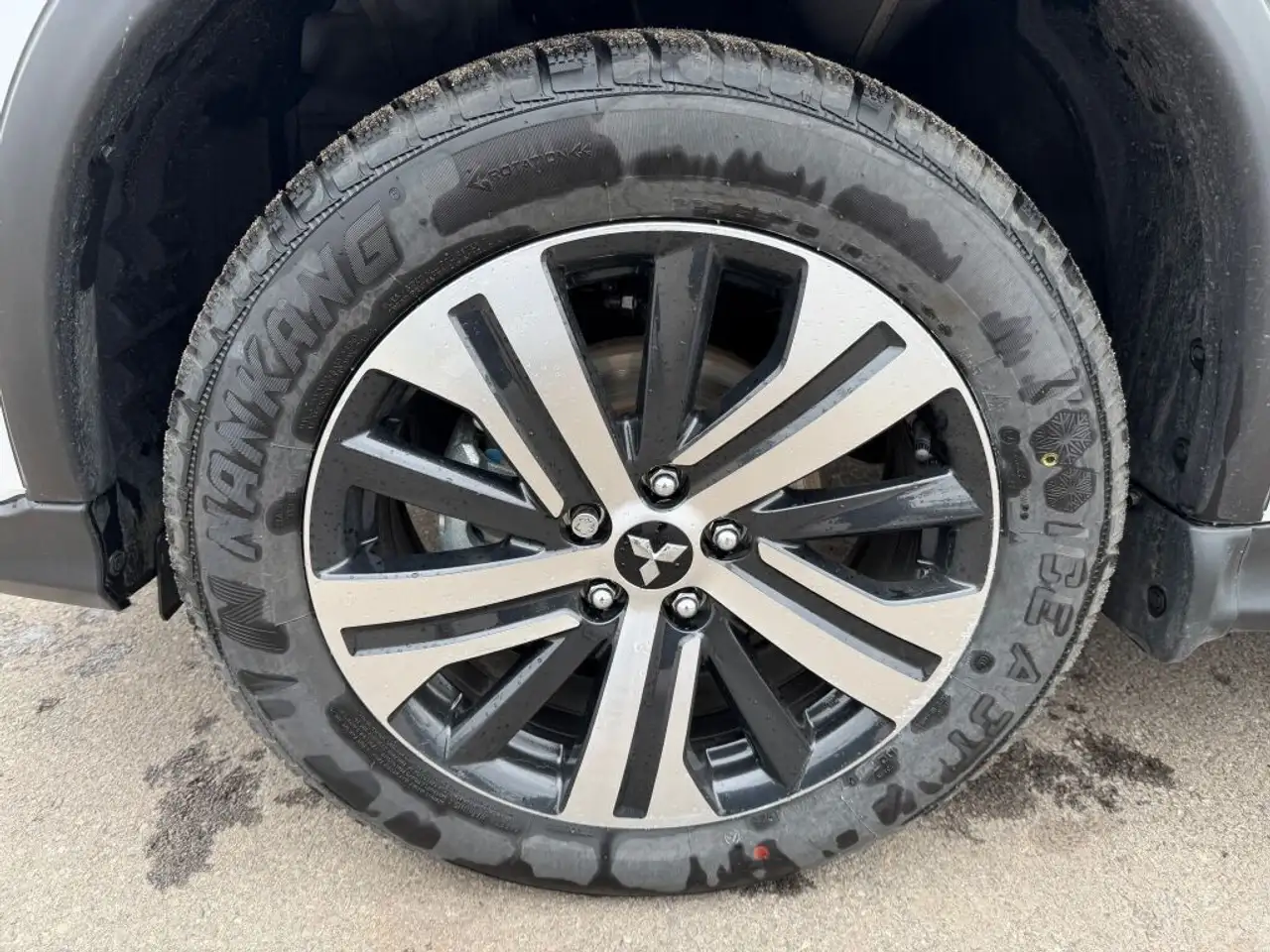 Mitsubishi RVR снимка Mitsubishi RVR