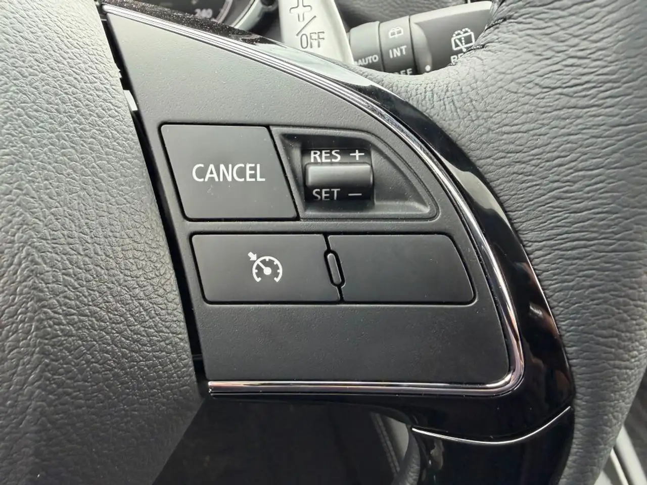 Mitsubishi RVR снимка Mitsubishi RVR