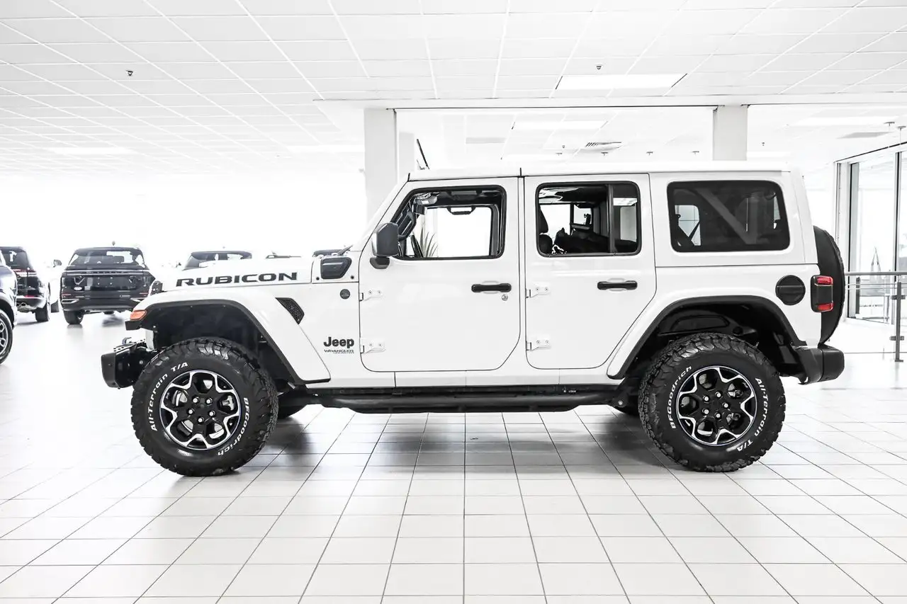 Jeep Wrangler снимка Jeep Wrangler