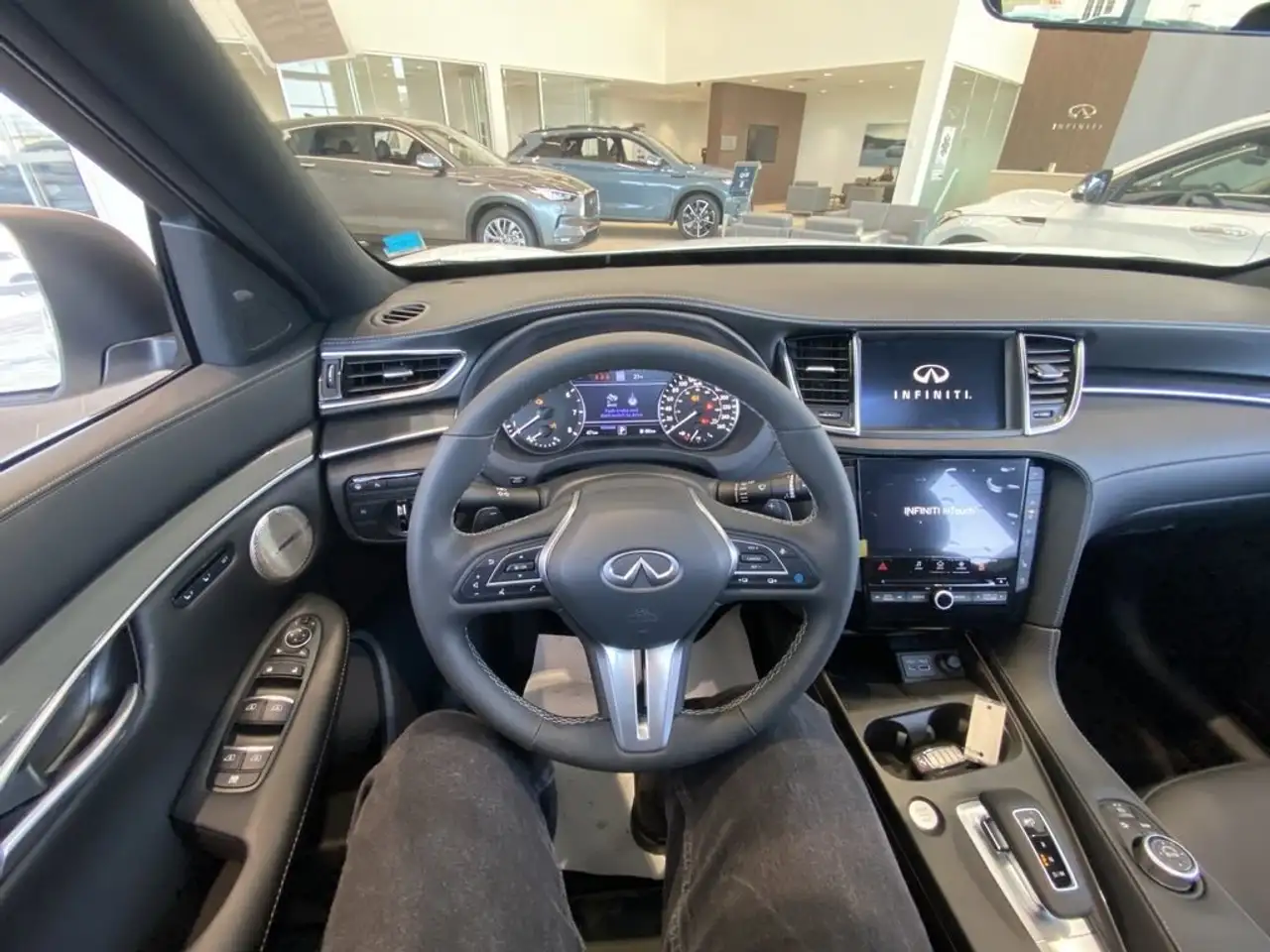 Infiniti QX50 fotografie Infiniti QX50
