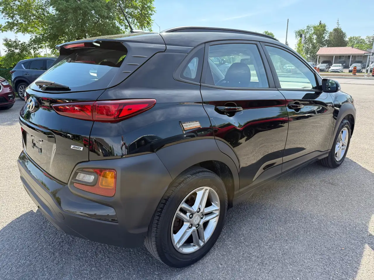 Hyundai KONA photo Hyundai KONA