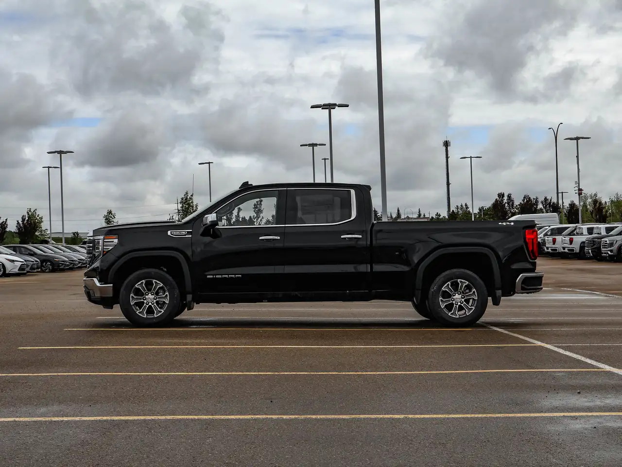 GMC Sierra 1500 снимка GMC Sierra 1500