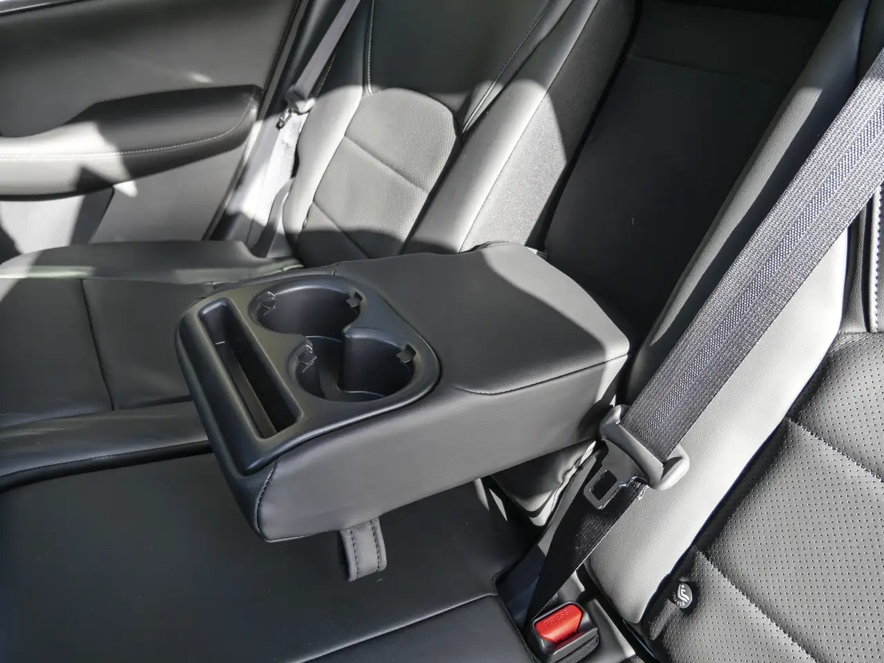 Infiniti QX50 снимка Infiniti QX50