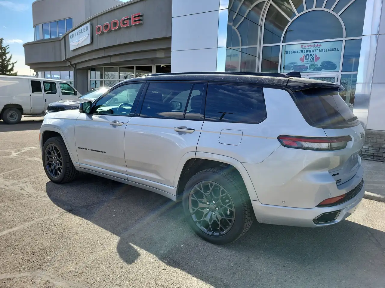 Jeep Grand Cherokee снимка Jeep Grand Cherokee