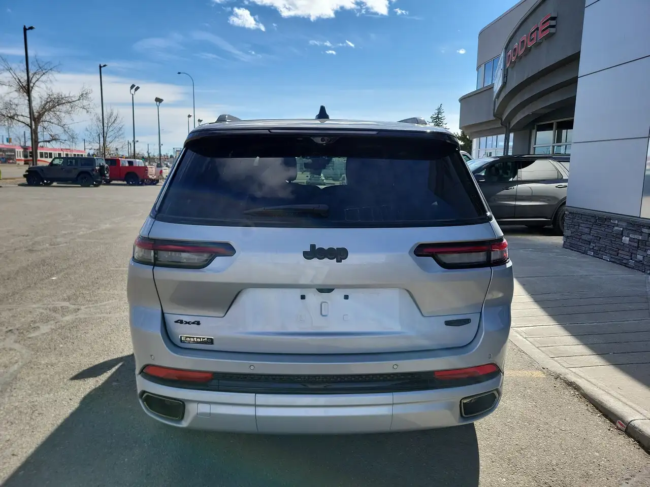 Jeep Grand Cherokee снимка Jeep Grand Cherokee