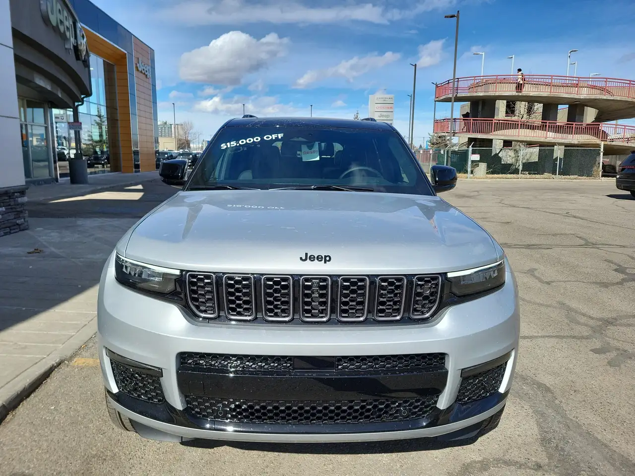Jeep Grand Cherokee снимка Jeep Grand Cherokee