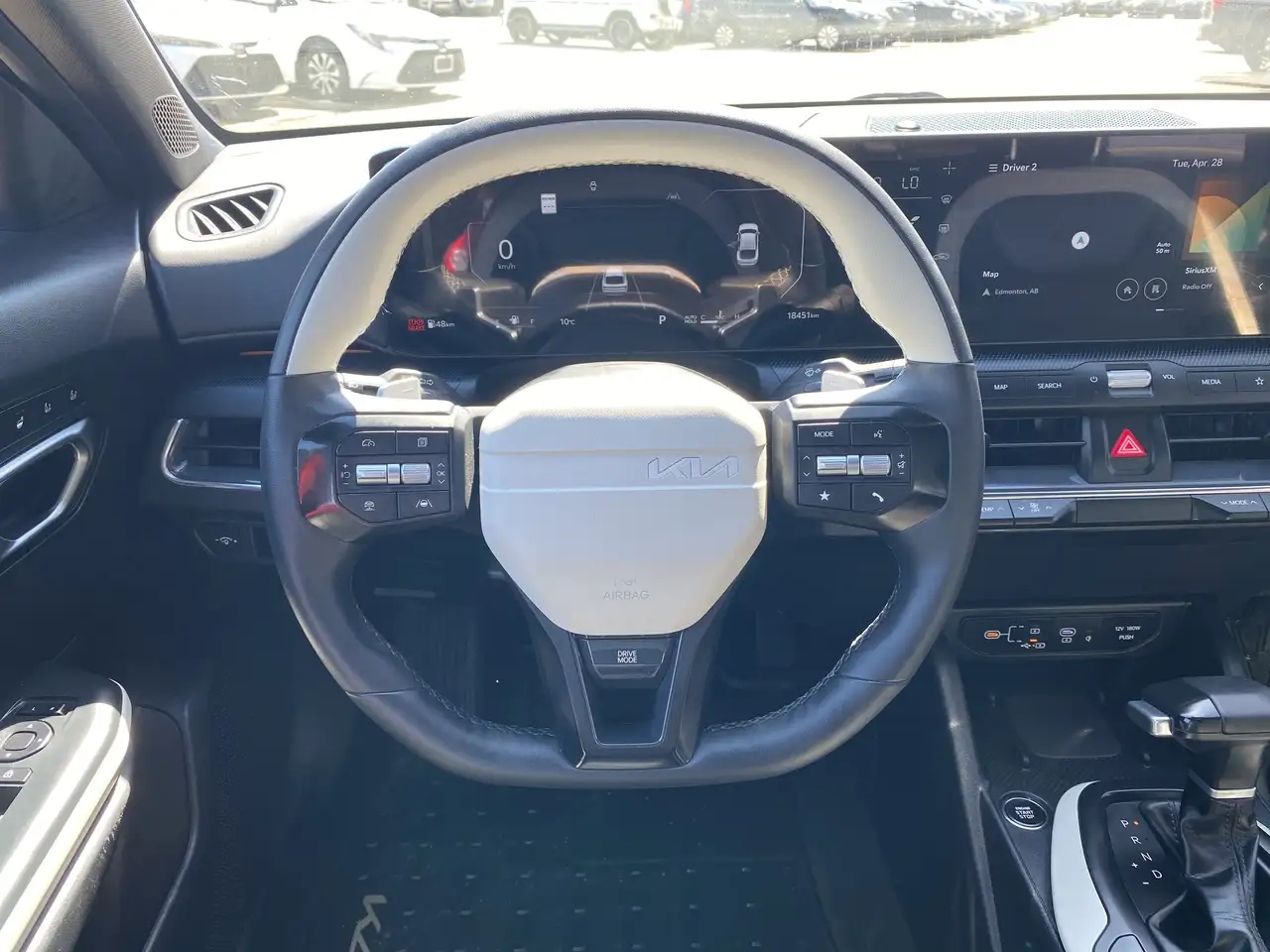 Kia K4 снимка Kia K4