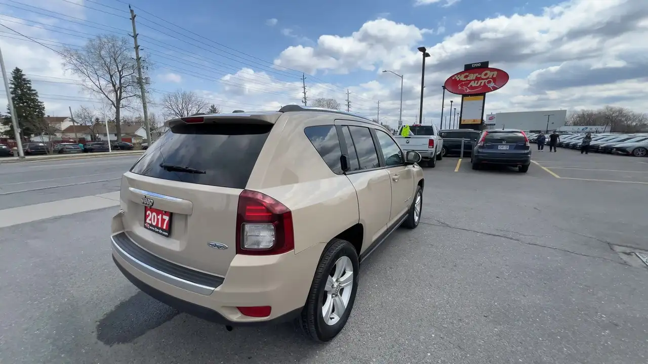 Jeep Compass снимка Jeep Compass