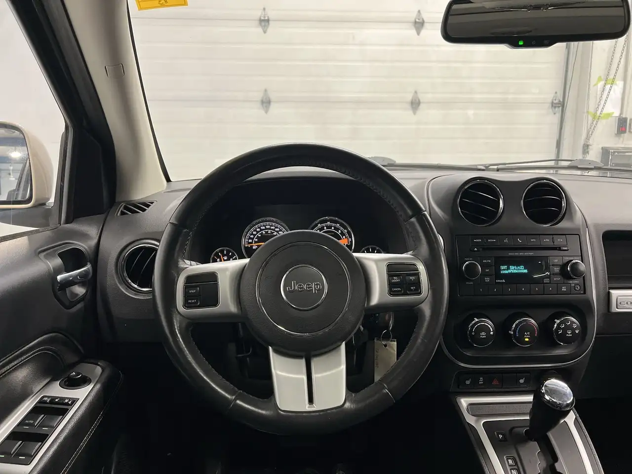 Jeep Compass снимка Jeep Compass