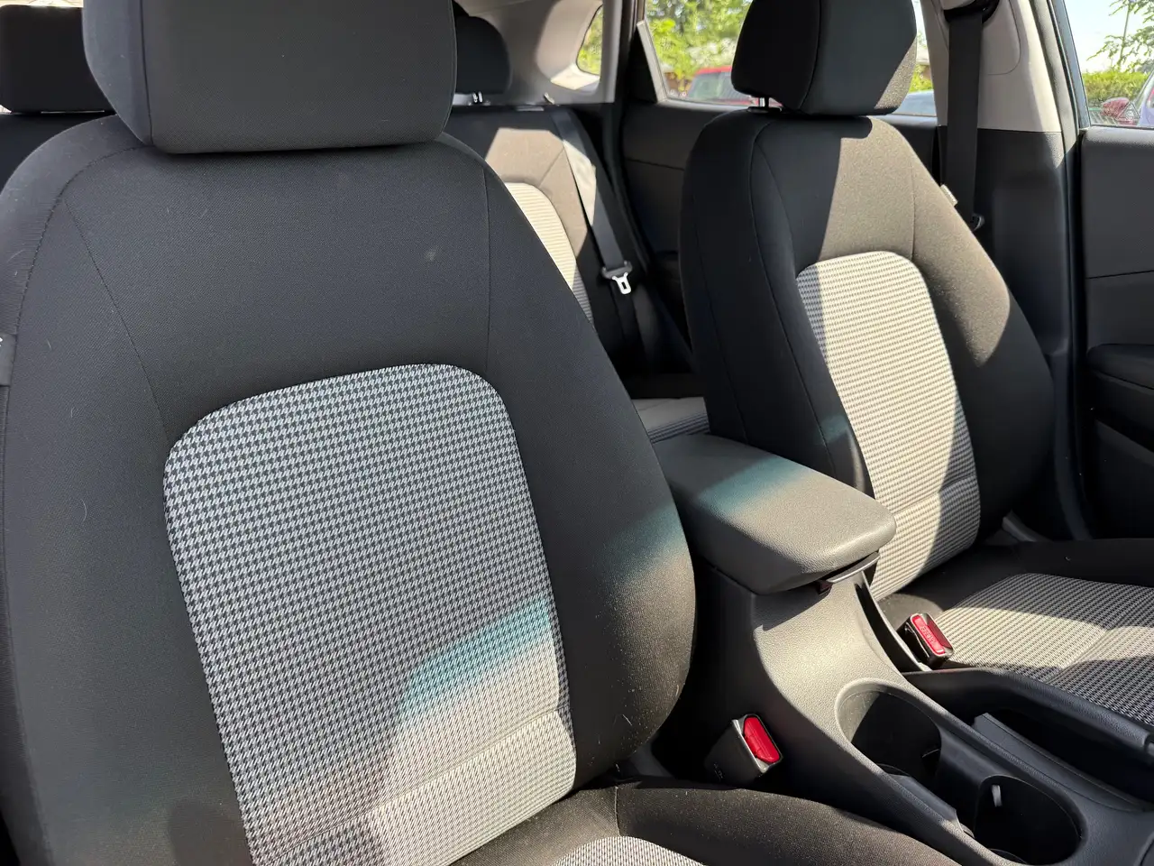 Hyundai KONA photo Hyundai KONA