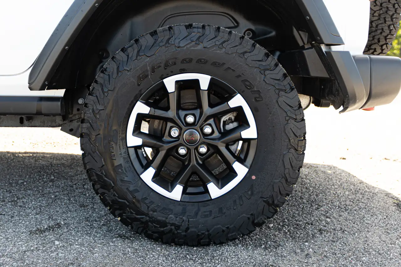 Jeep Wrangler photo Jeep Wrangler