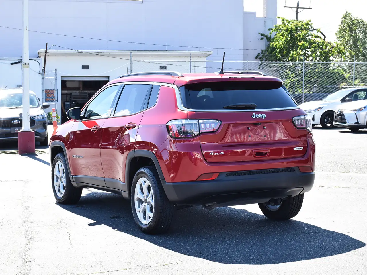 Jeep Compass снимка Jeep Compass