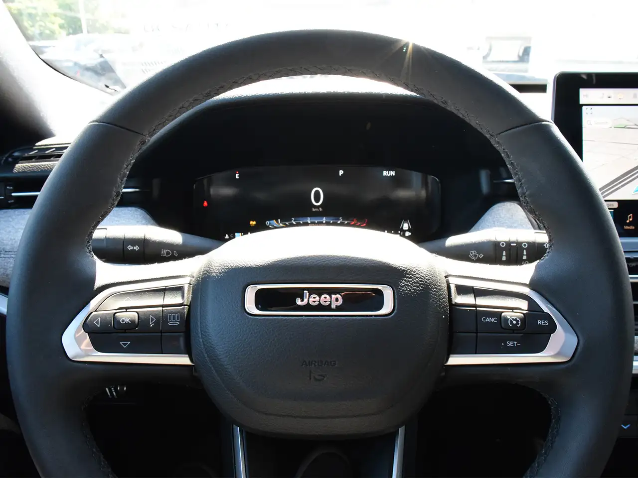 Jeep Compass снимка Jeep Compass