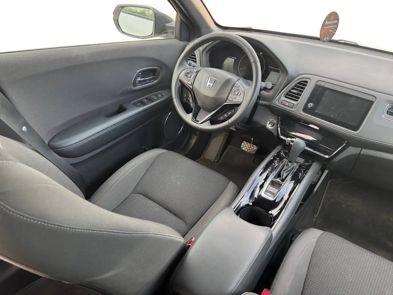 Honda HR-V photo Honda HR-V