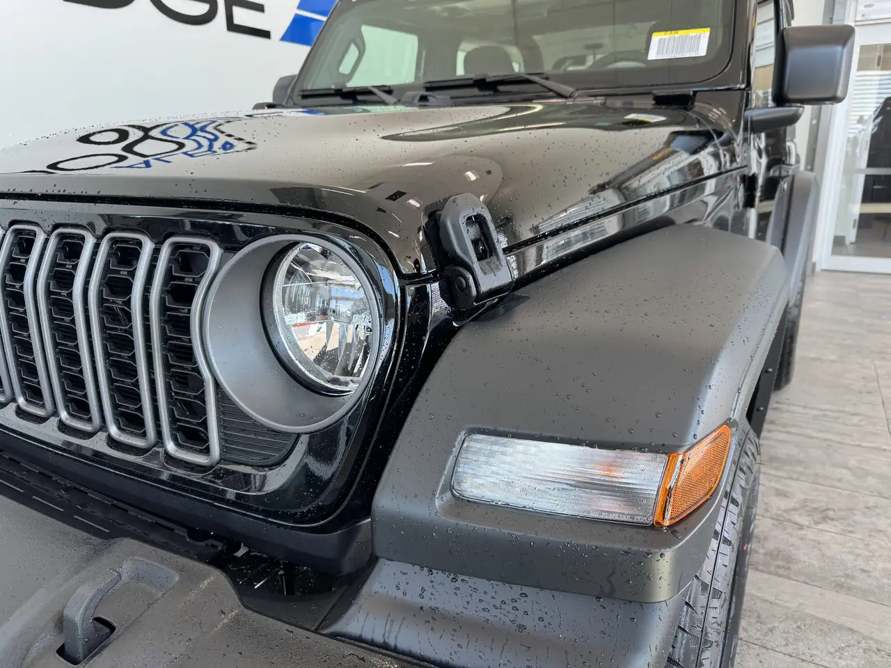 Jeep Wrangler photo Jeep Wrangler