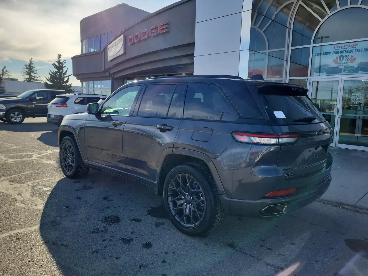Jeep Grand Cherokee снимка Jeep Grand Cherokee