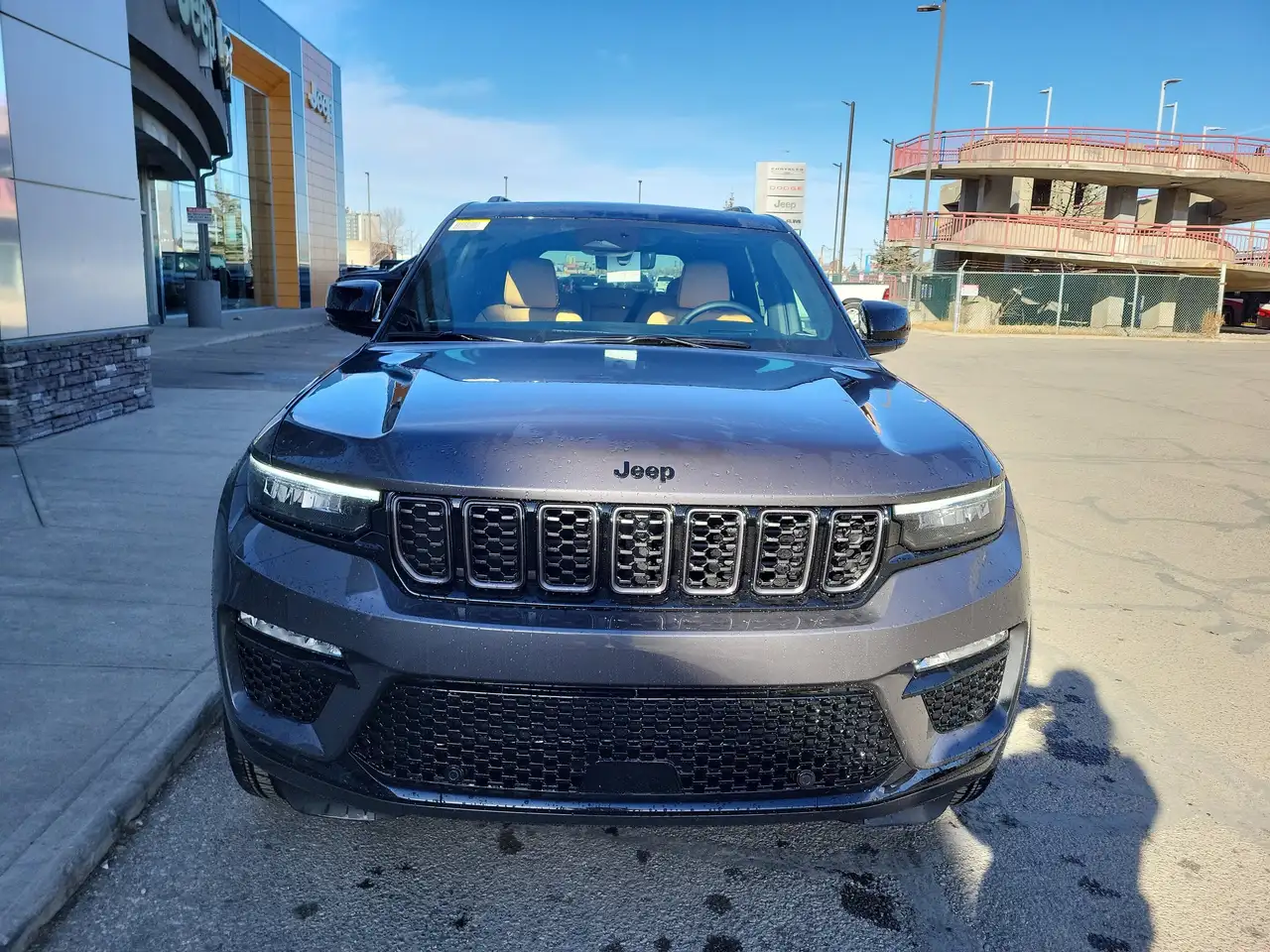Jeep Grand Cherokee снимка Jeep Grand Cherokee